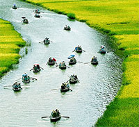 PowerPoint Hoạt động trải nghiệm 1 bài 19: Thiên nhiên tươi đẹp quê em