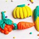 Giáo án mầm non: Nặn một số loại quả