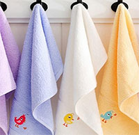 Giáo án mầm non: Lau mặt cho trẻ