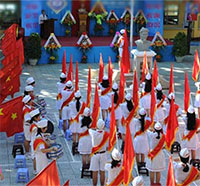 Giáo án sinh hoạt dưới cờ lớp 1 tuần 1 chủ đề: Làm quen với hoạt động sinh hoạt dưới cờ