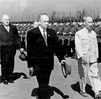 Giáo án Sinh hoạt dưới cờ lớp 6 chủ đề: Hợp tác và phát triển tuần 28