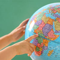 PowerPoint Địa lí 6 Bài 4: Thực hành: Đọc bản đồ. Xác định vị trí của đối tượng địa lí trên bản đồ. Tìm đường đi trên bản đồ