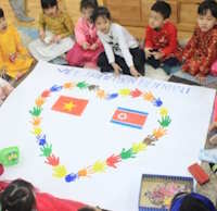 Giáo án Sinh hoạt lớp 12 chủ đề Chủ động tham gia các hoạt động xã hội tuần 19