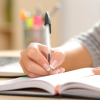 PowerPoint Tiếng Việt 4 Bài 8: Viết báo cáo thảo luận nhóm