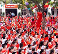 Giáo án Sinh hoạt dưới cờ lớp 2: Em và mái trường mến yêu tuần 1