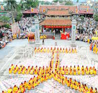 Giáo án Sinh hoạt dưới cờ lớp 5 Hành động vì cộng đồng tuần 14