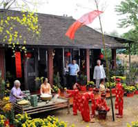 Giáo án Sinh hoạt dưới cờ lớp 5 Hội chợ xuân và Quản lí chi tiêu tuần 18