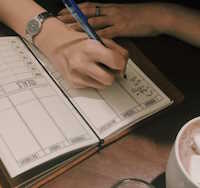 Giáo án Sinh hoạt lớp 5 Hội chợ xuân và quản lý chi tiêu tuần 18