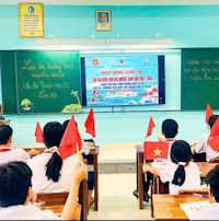 Giáo án Sinh hoạt dưới cờ lớp 9 chủ đề: Em với nhà trường tuần 3