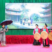 Giáo án Sinh hoạt dưới cờ lớp 12 Trách nhiệm với gia đình tuần 17