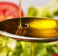 Giáo án mầm non: Sự khác biệt giữa nước và dầu ăn