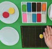 Giáo án mầm non: Nặn cái bánh