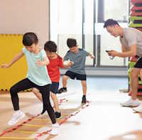 Sáng kiến kinh nghiệm Một số biện pháp gây hứng thú trong hoạt động giáo dục thể chất cho trẻ 4 - 5 tuổi