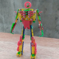 Trò chơi khởi động Công nghệ 4 Bài 9: Lắp ghép mô hình rô-bốt