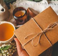 Giáo án mầm non: Món quà tặng người thân trong gia đình