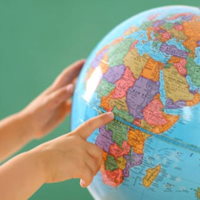 Trò chơi khởi động Địa lí 6 Bài 4: Kí hiệu và bảng chú giải bản đồ. Tìm đường đi trên bản đồ