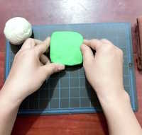 Giáo án mầm non: Nặn bánh Chưng