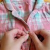Giáo án mầm non: Tự cài - mở khuy áo